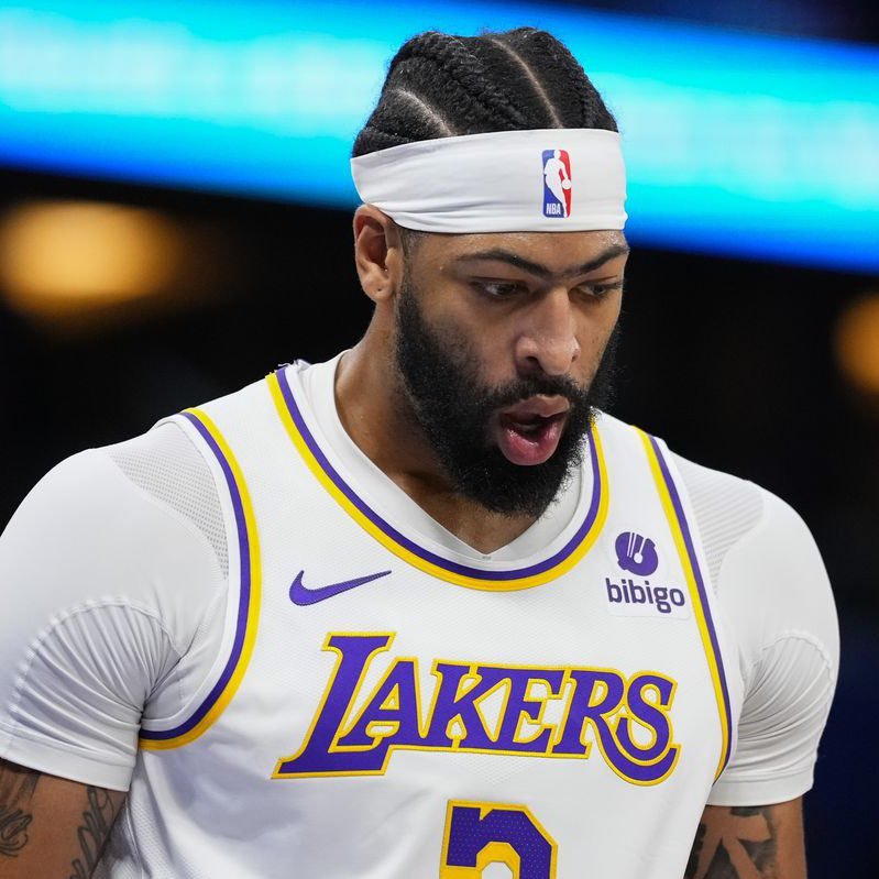 戴维斯可以出战对阵老鹰的比赛 ​​​