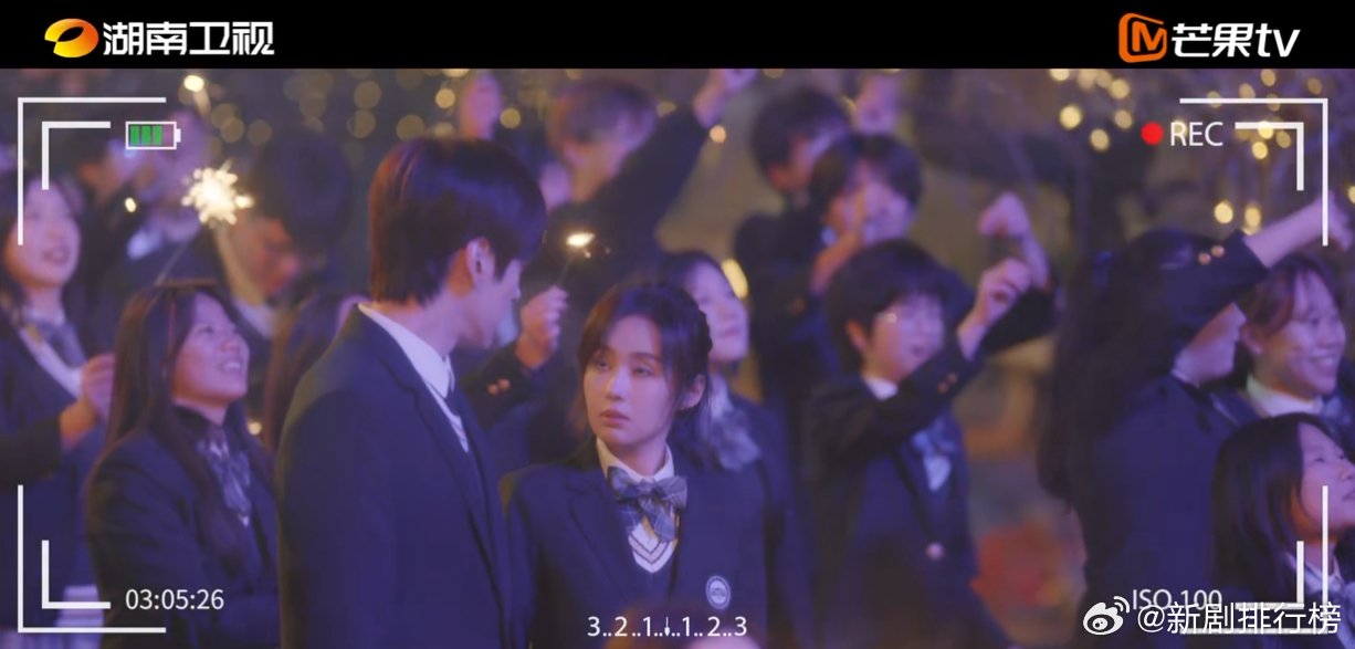 魏哲鸣新剧演炸鸡梦男你是迟来的欢喜 魏哲鸣新剧简直是我的快乐源泉！四款不同人设的