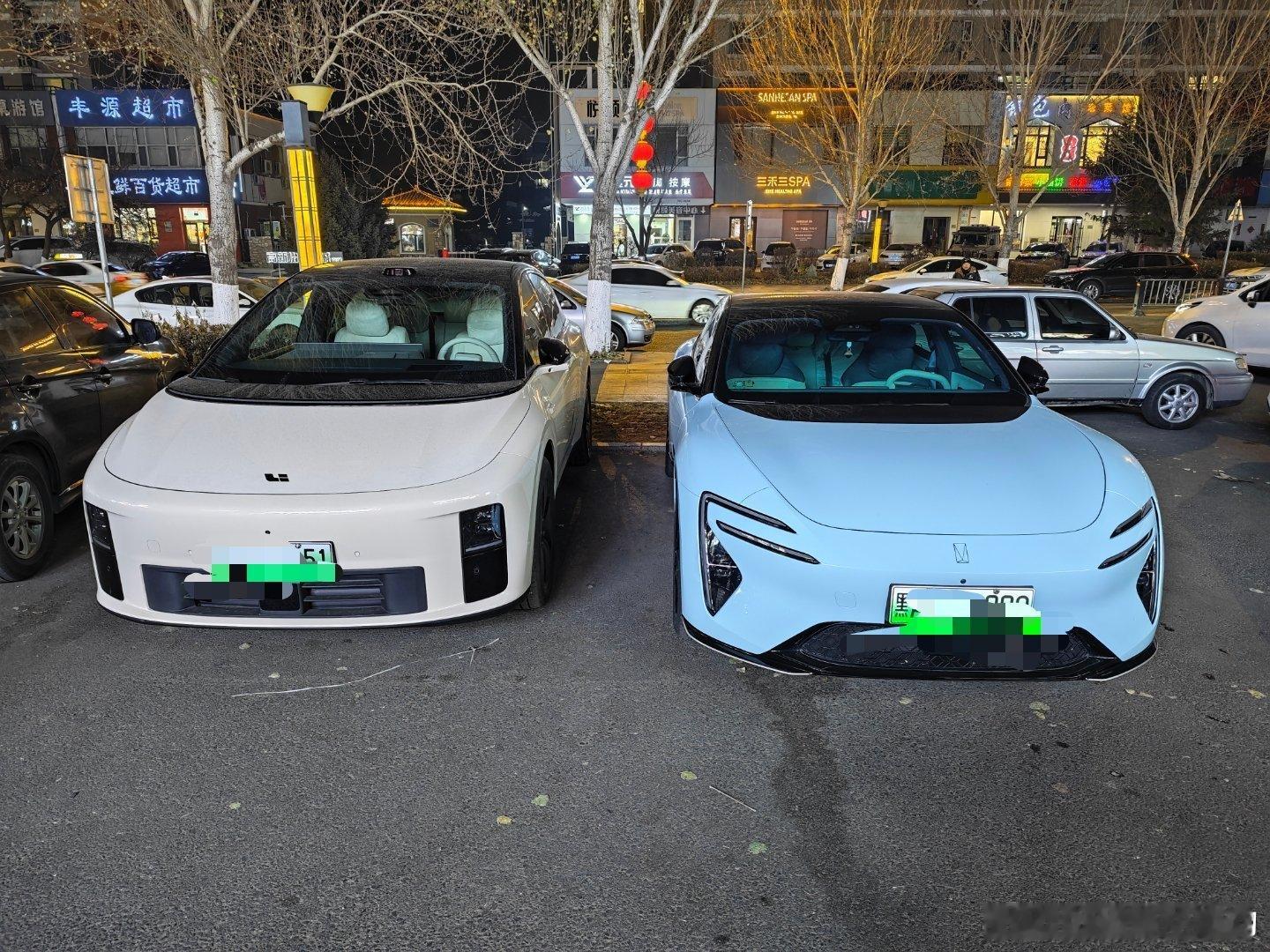 这个烟紫色挺特别 