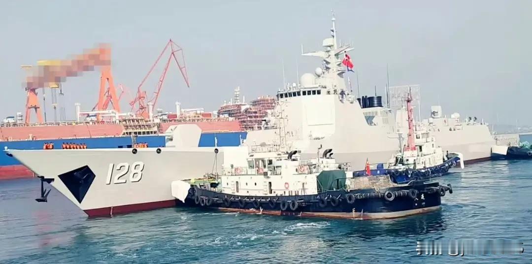 昔日“养老院”，转眼富家翁！
随着近日128号“甘孜”舰的正式入列，素有“养老院