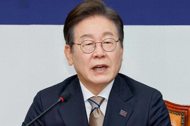 不出中国所料，李在明刚离开日本，韩国就喊话中国：我们尽快谈判！
 
就在1月16