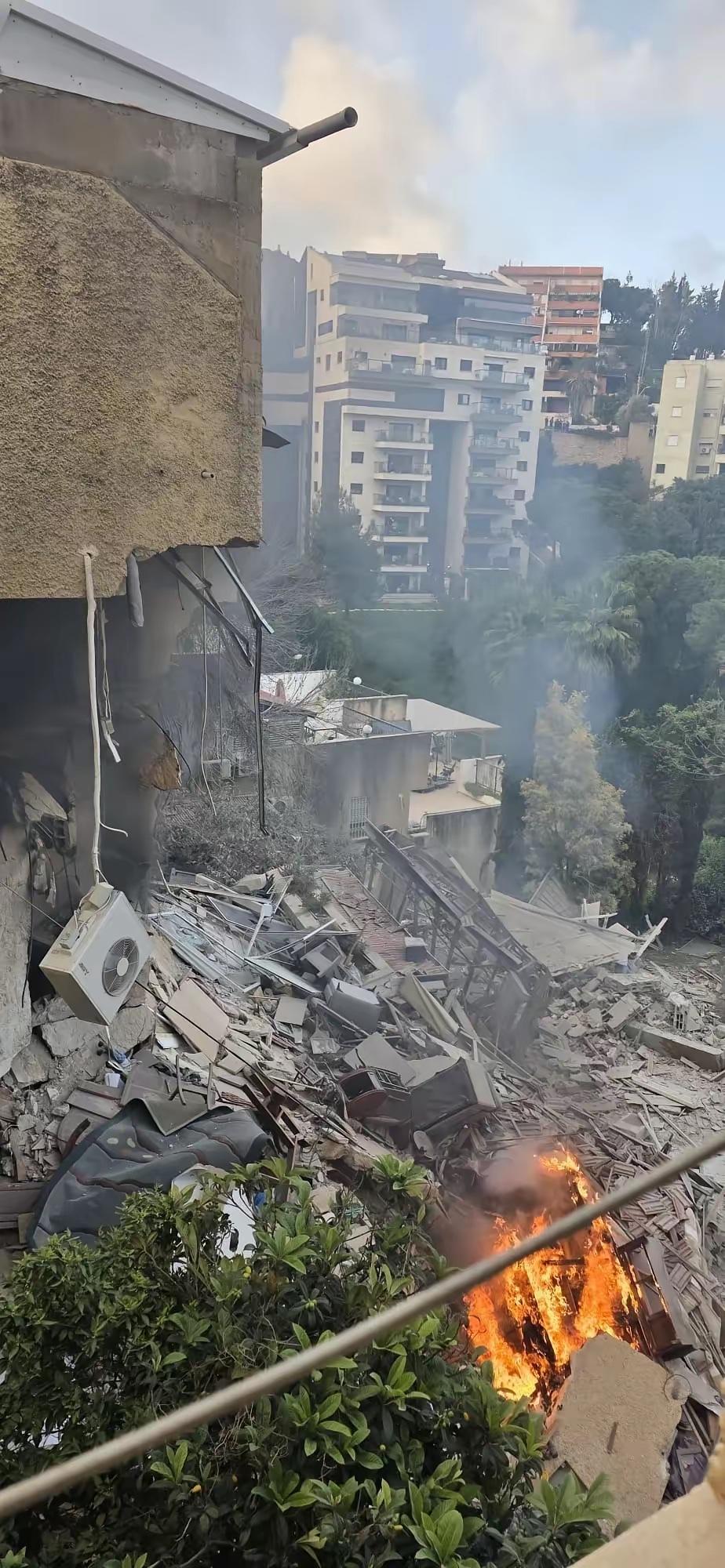 以色列海法这次遭到的袭击，可以说是相当严重的，不排除是一次“斩首”行动。

4月