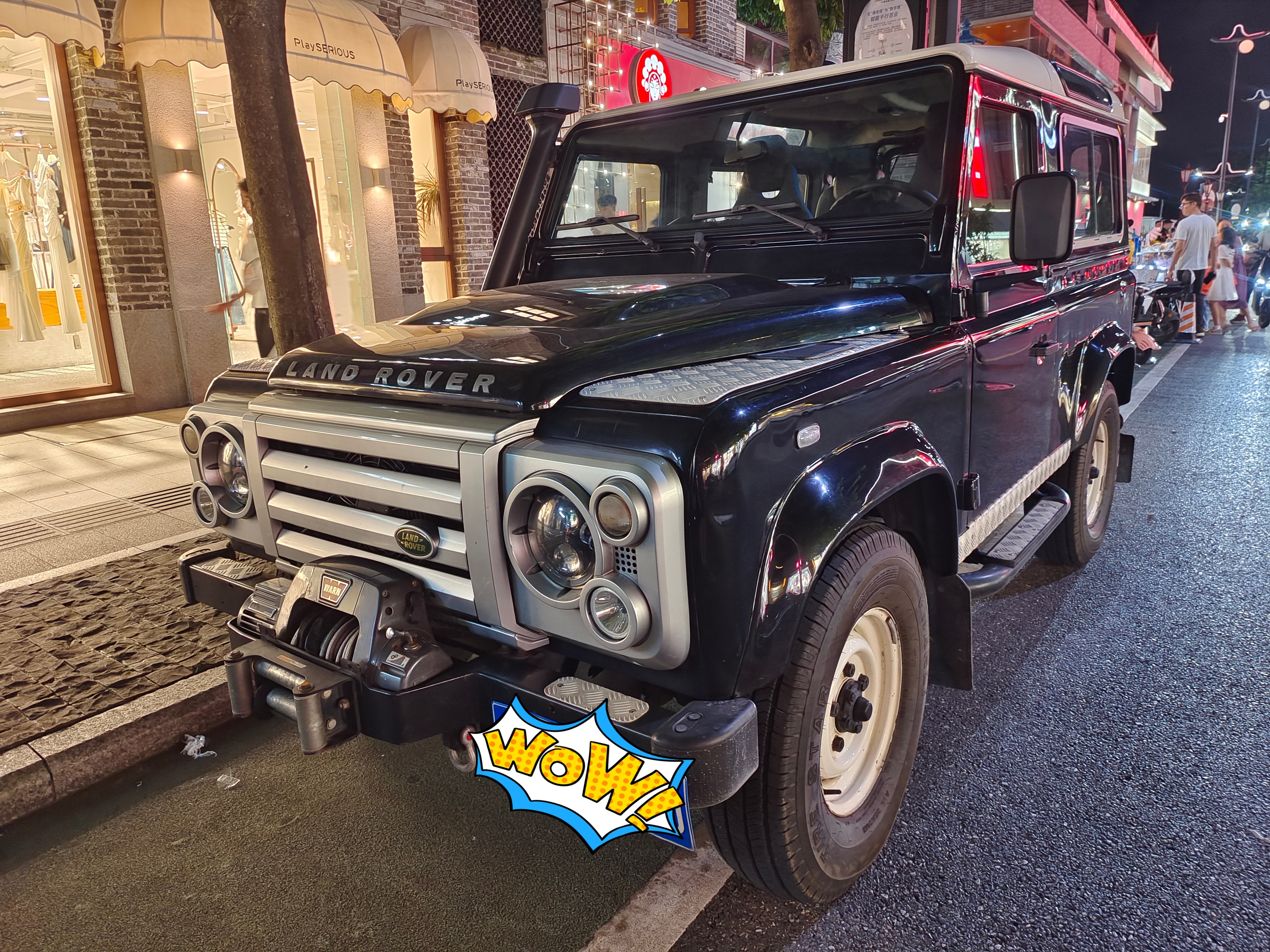 和5门车型相比，感觉双门SUV/越野车更像是1:1大玩具车[嘻嘻]，如果让你选，