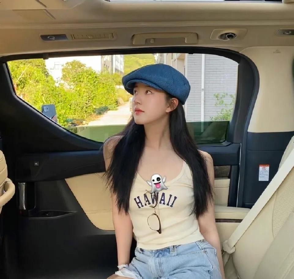 赵露思张元英同款穿搭