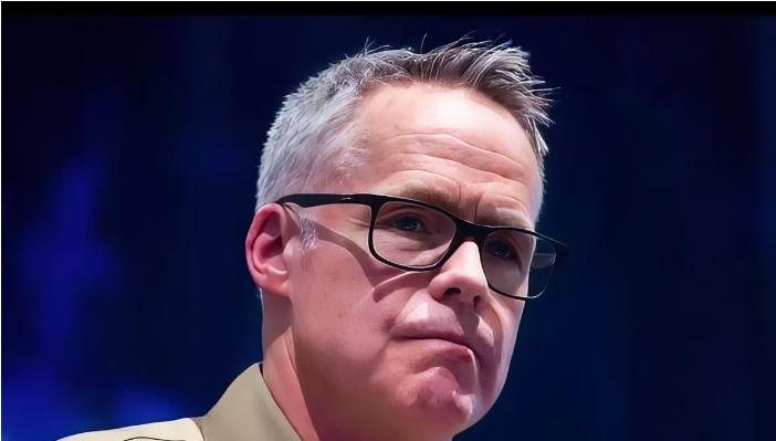 美伊战争第四天，没想到美国海军情报局局长却对中国说了这样一番话！美媒彭博社3月3