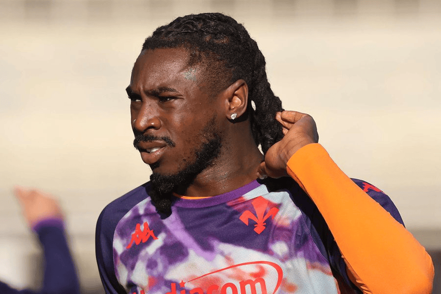 记者：基恩考虑在冬窗离开佛罗伦萨，巴萨对他表现出兴趣