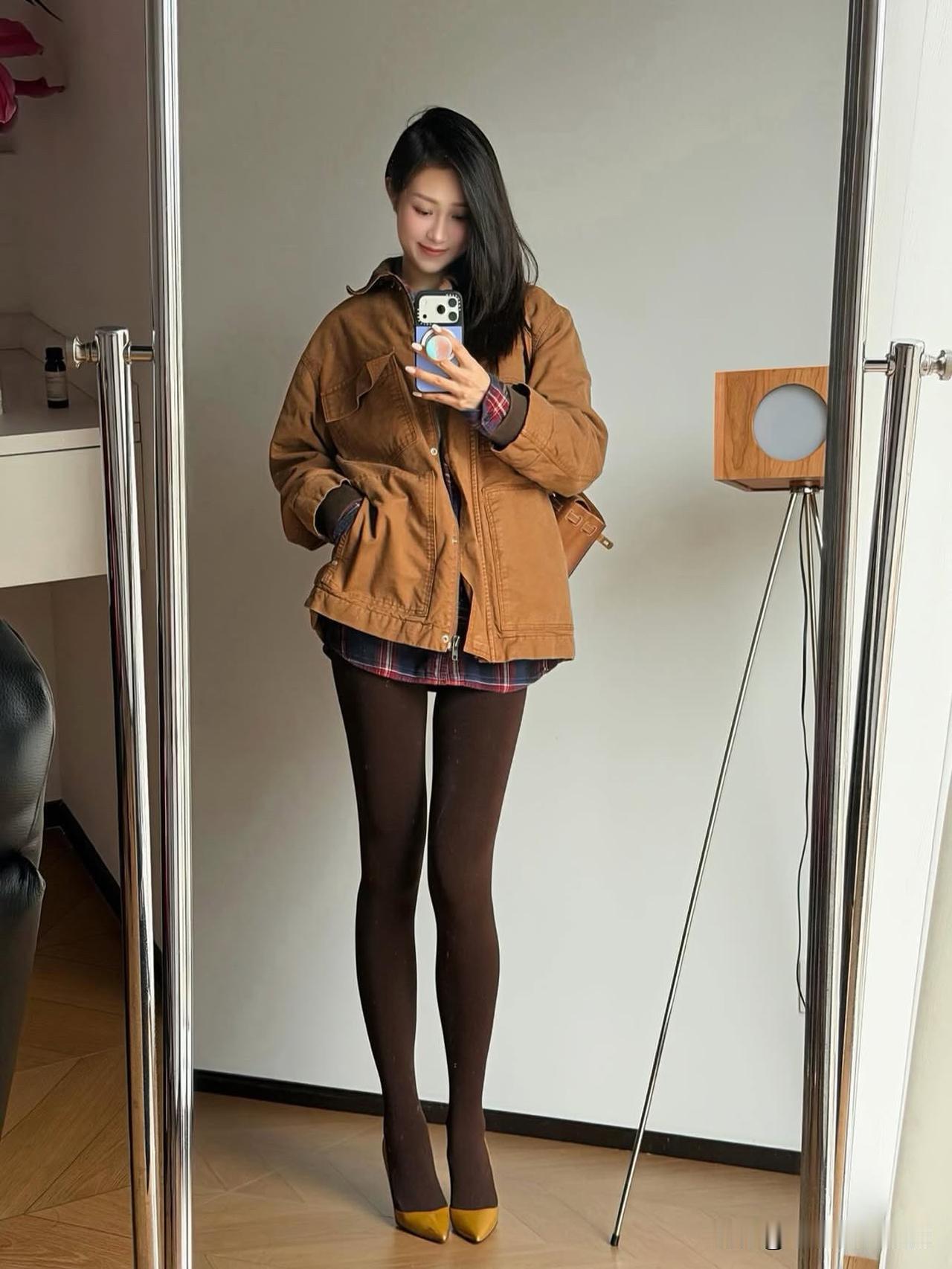 如何看待女生穿丝袜