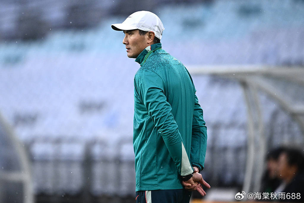 干净利落！邵式国足攻防进步巨大 张玉宁坐稳本土第一中锋------北京时间3月2