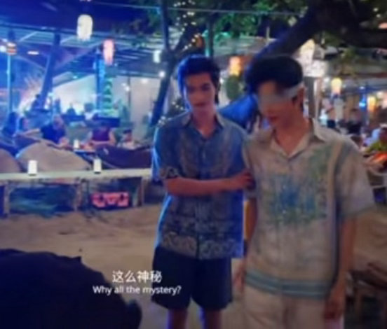 不神秘点捂着眼睛，你远远的看见桌子上孤零零的四寸小蛋糕跑了怎么办 