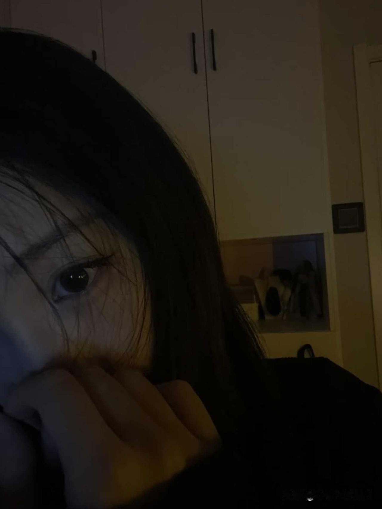 走着走着，2025已经尾声了，人生总有太多的来不及，时间走的太快，一眨眼就是一天