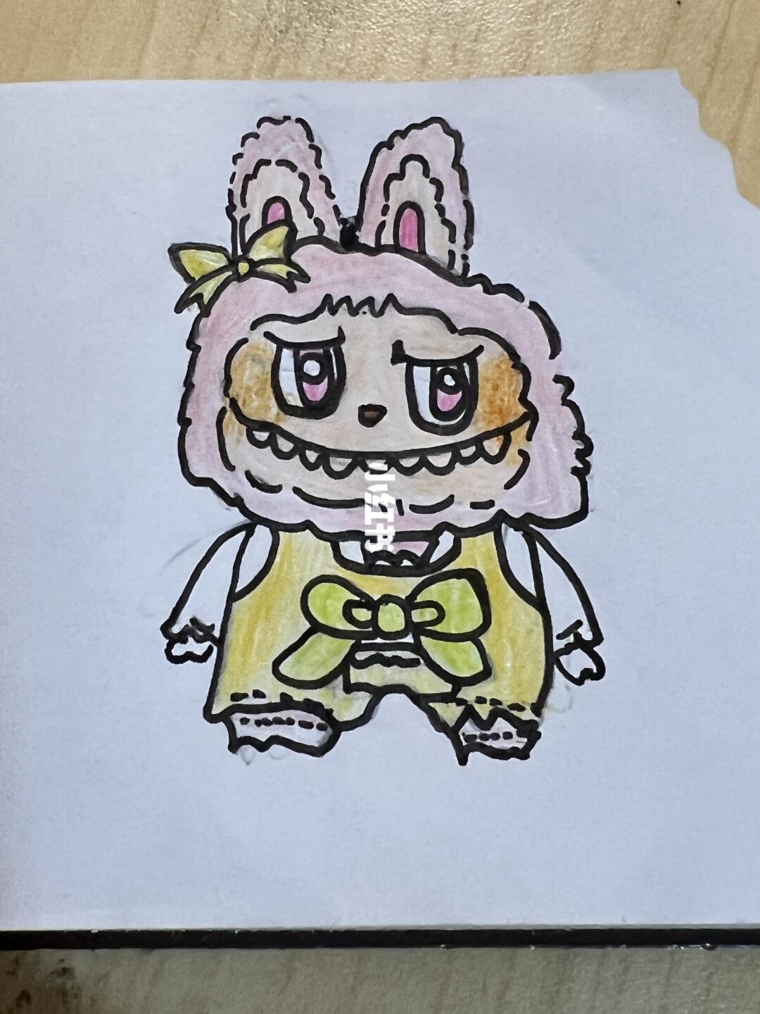 哈哈我也拥有labubu 了，女儿给我画的✌️