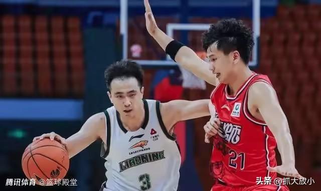 今晚辽宁男篮如果输给福建队，后续结果大概率是乌戈主动辞职，吴乃群代理主教练。事实