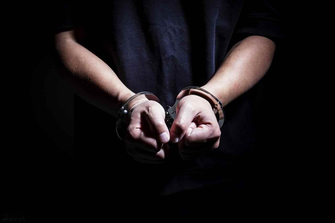 特朗普点名必灭，北大高材生张智栋，遭美加墨三国追缉！
张智栋这个人，实在让人琢磨