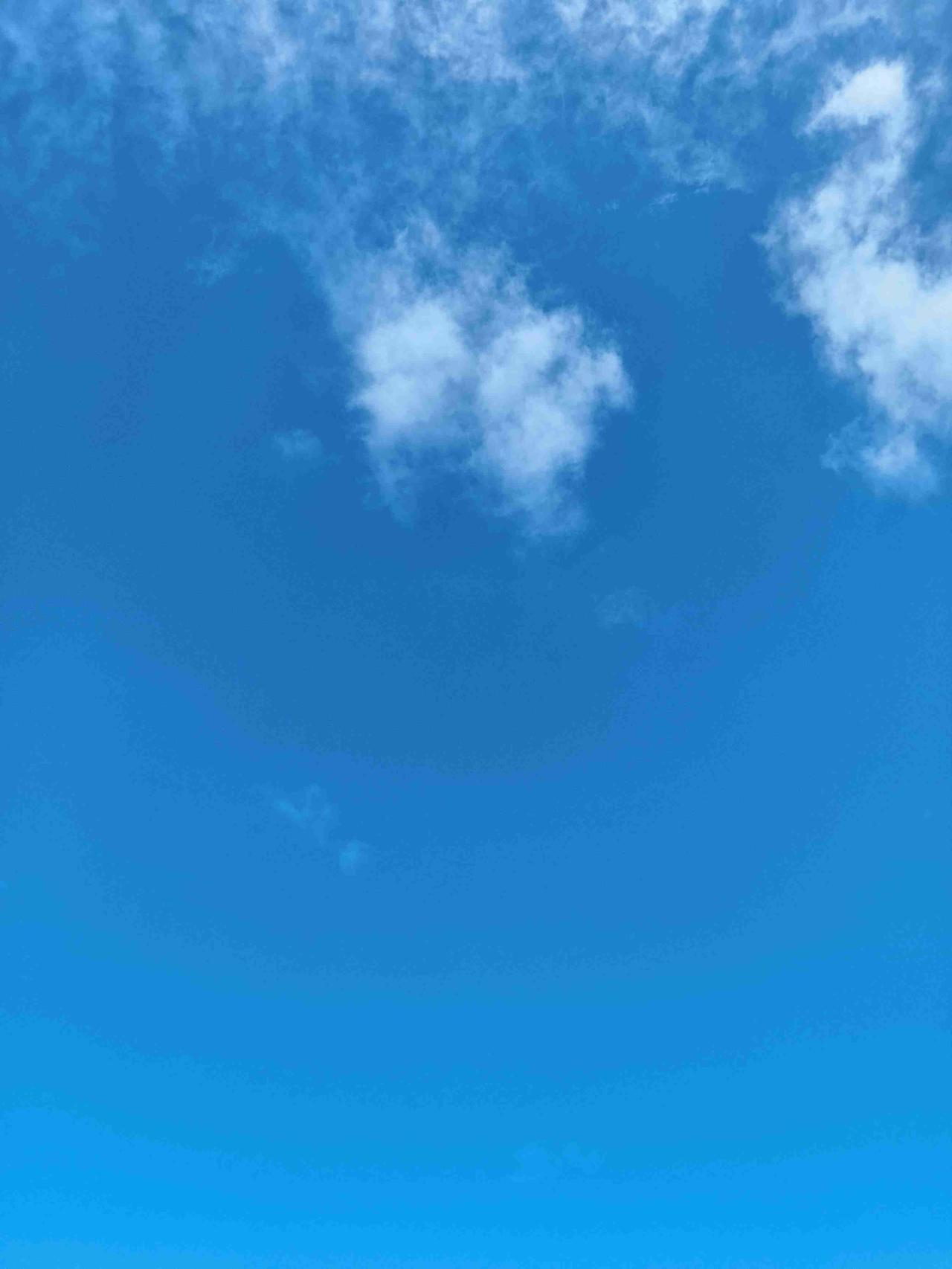 我的今日状态：😁轻松愉快
我这里的天气：☀️晴天