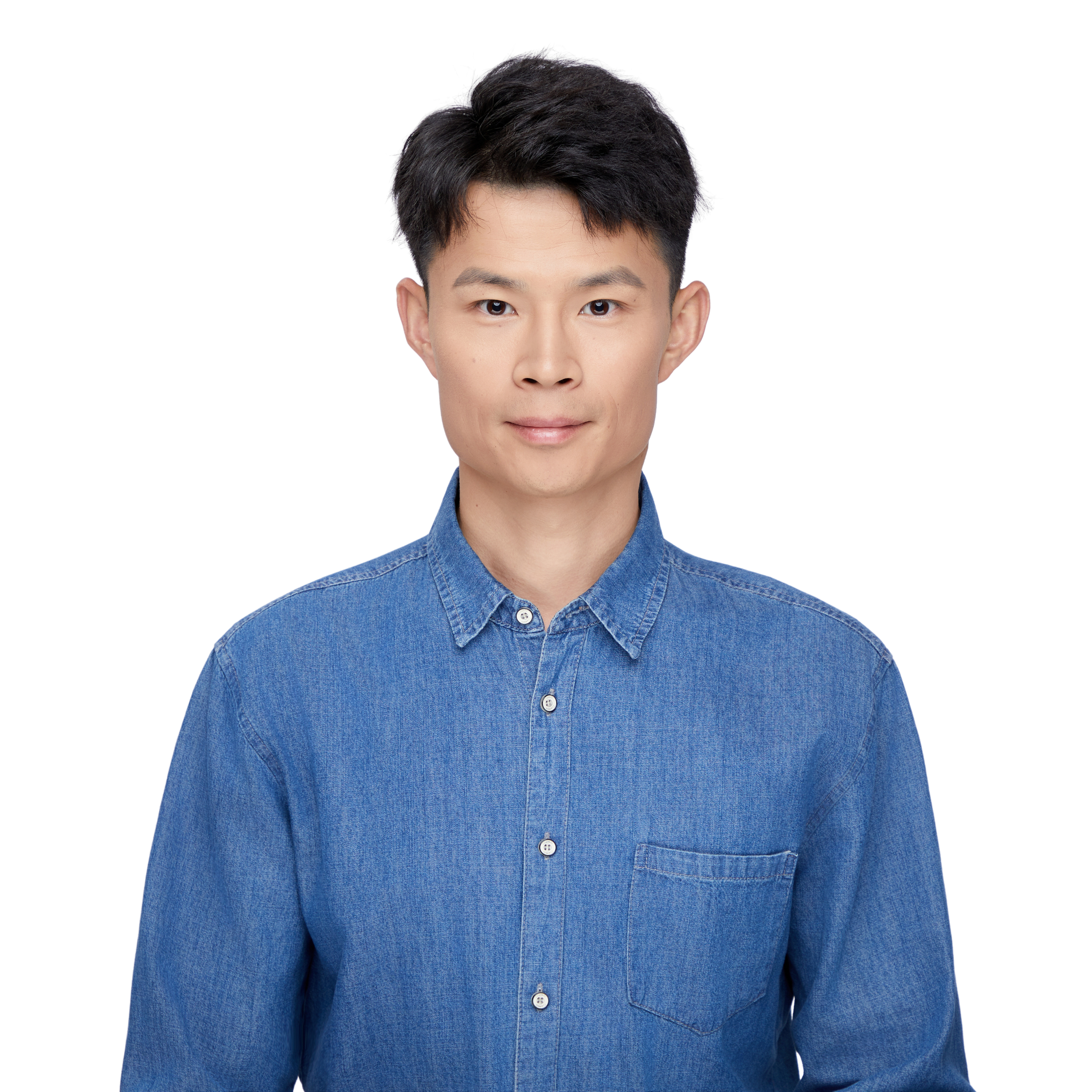 最近在做欧洲的申根签证去同一家店铺拍了证件照两年时间，这么看变化还是很大的！图一