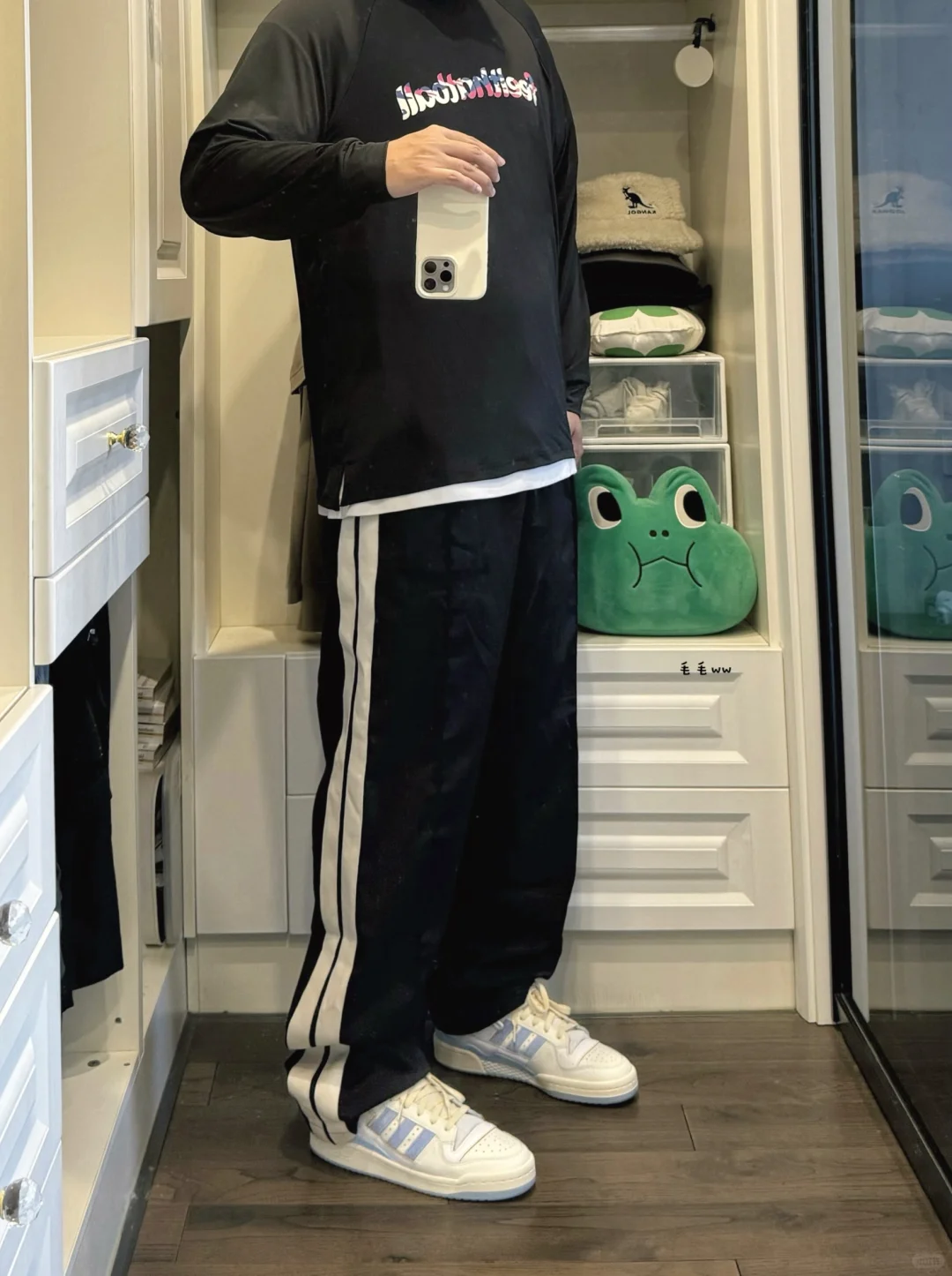 黑白叠穿｜条纹裤穿搭