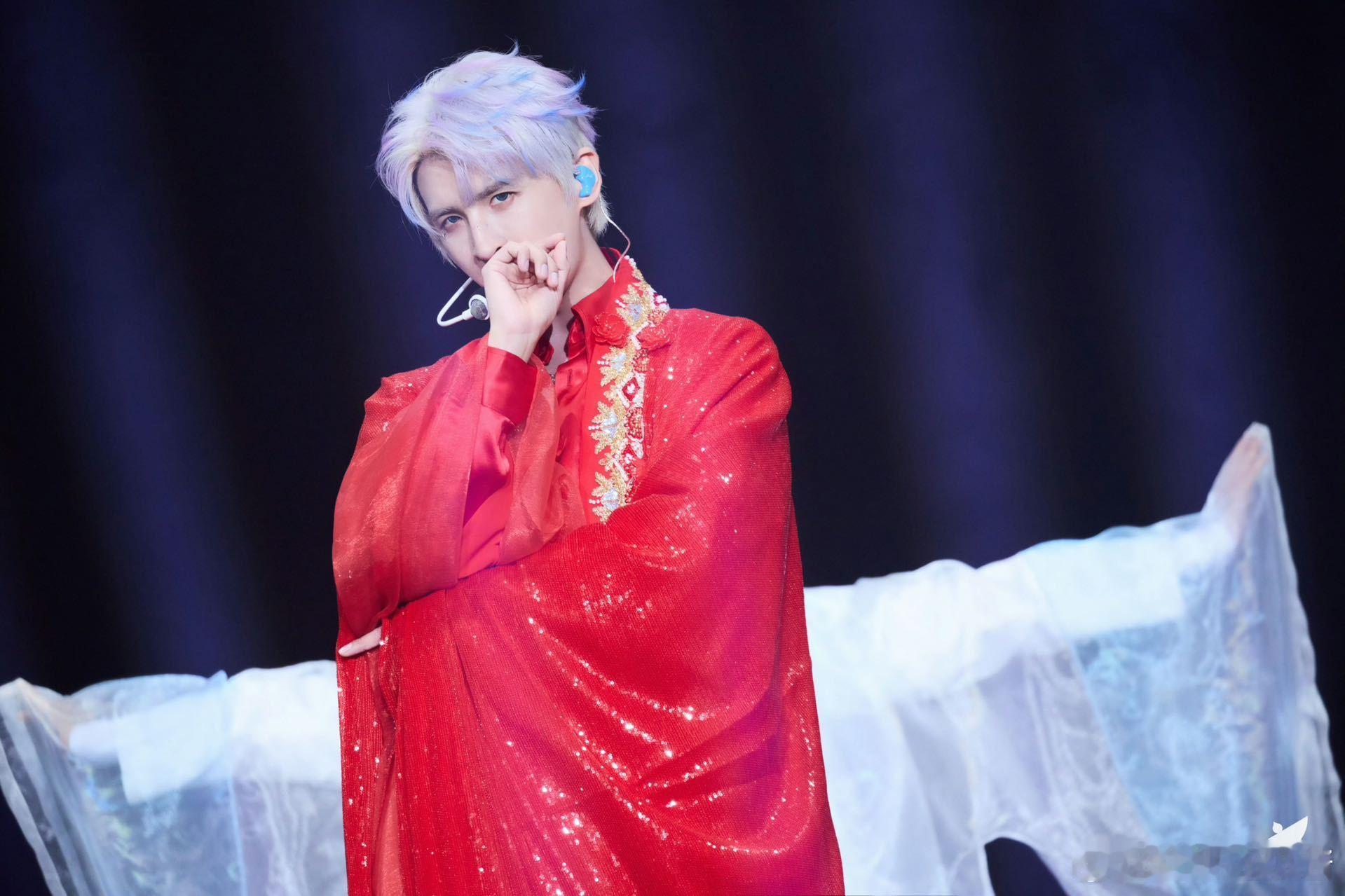 张远学唱戏平均三秒挨一次揍 学戏对于张远来说并不轻松，但在老师的严格训练下，他的