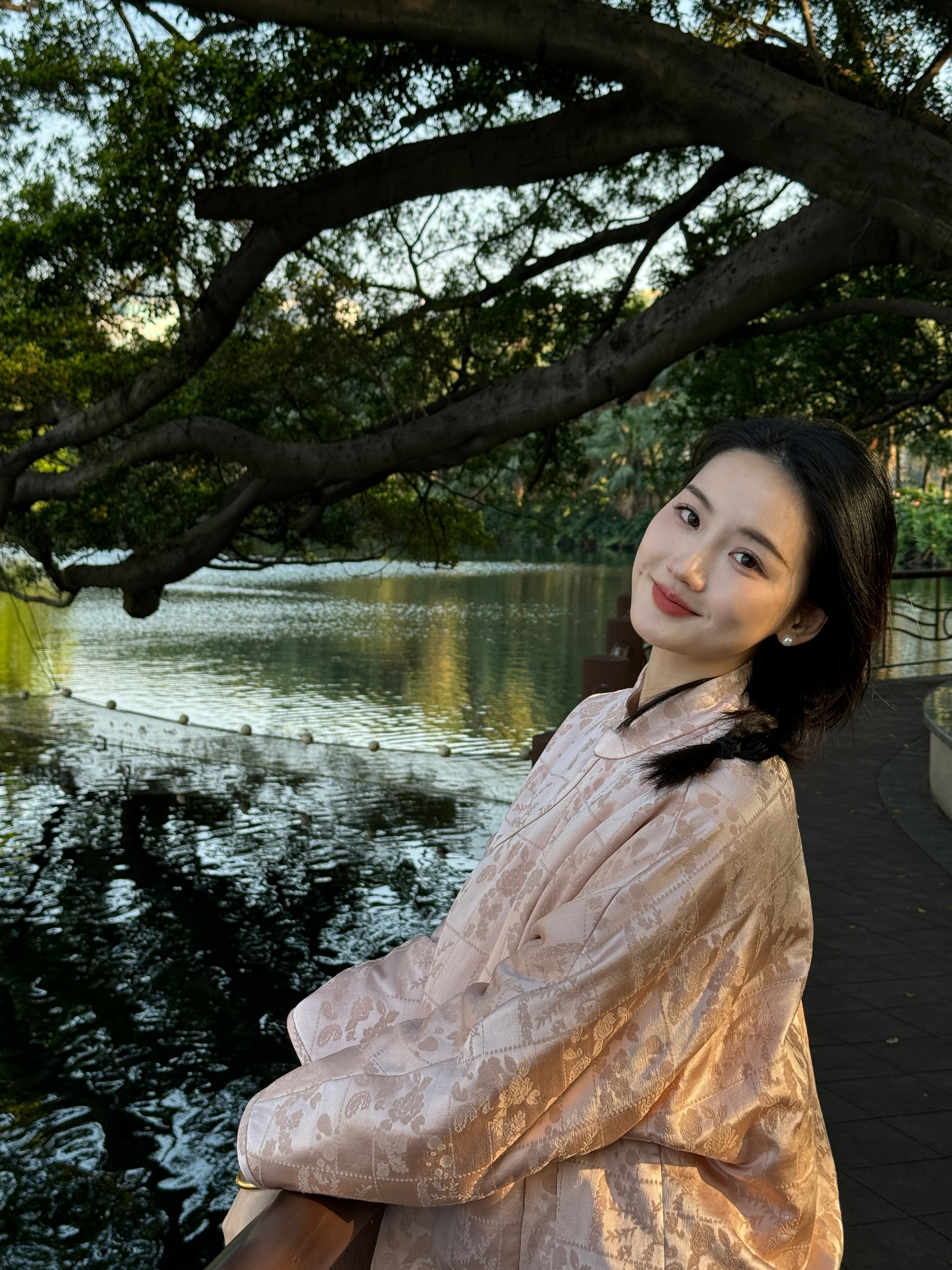 新年快乐朋友们！🐉过年真的好多人！太热闹了💃🏻 ​​​