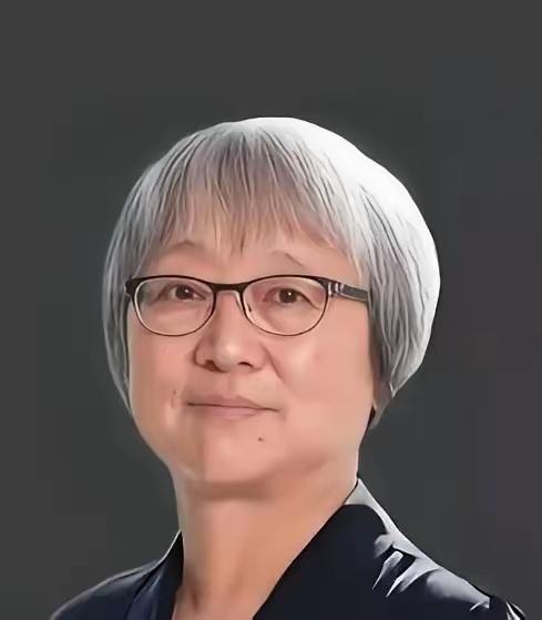 1977年上海“高考状元”袁钧瑛，公派留美拒不回国，可是她在美国深修40年后，却