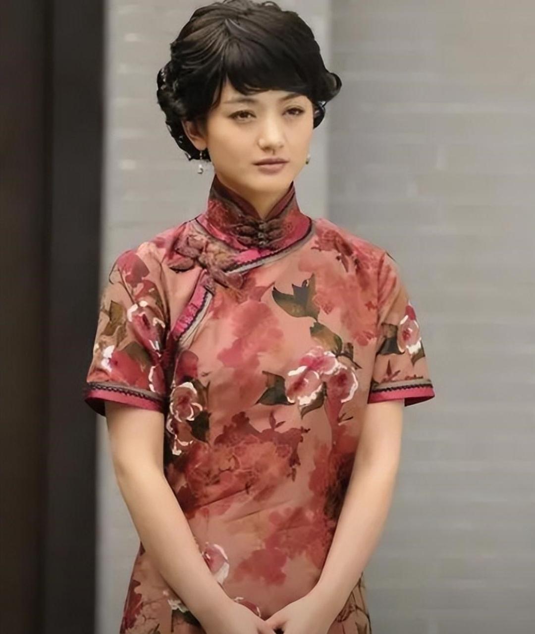 41岁朱杰参加聚会，回应多年没拍戏，官宣生下双胞胎，孩子都6岁娱乐 明星