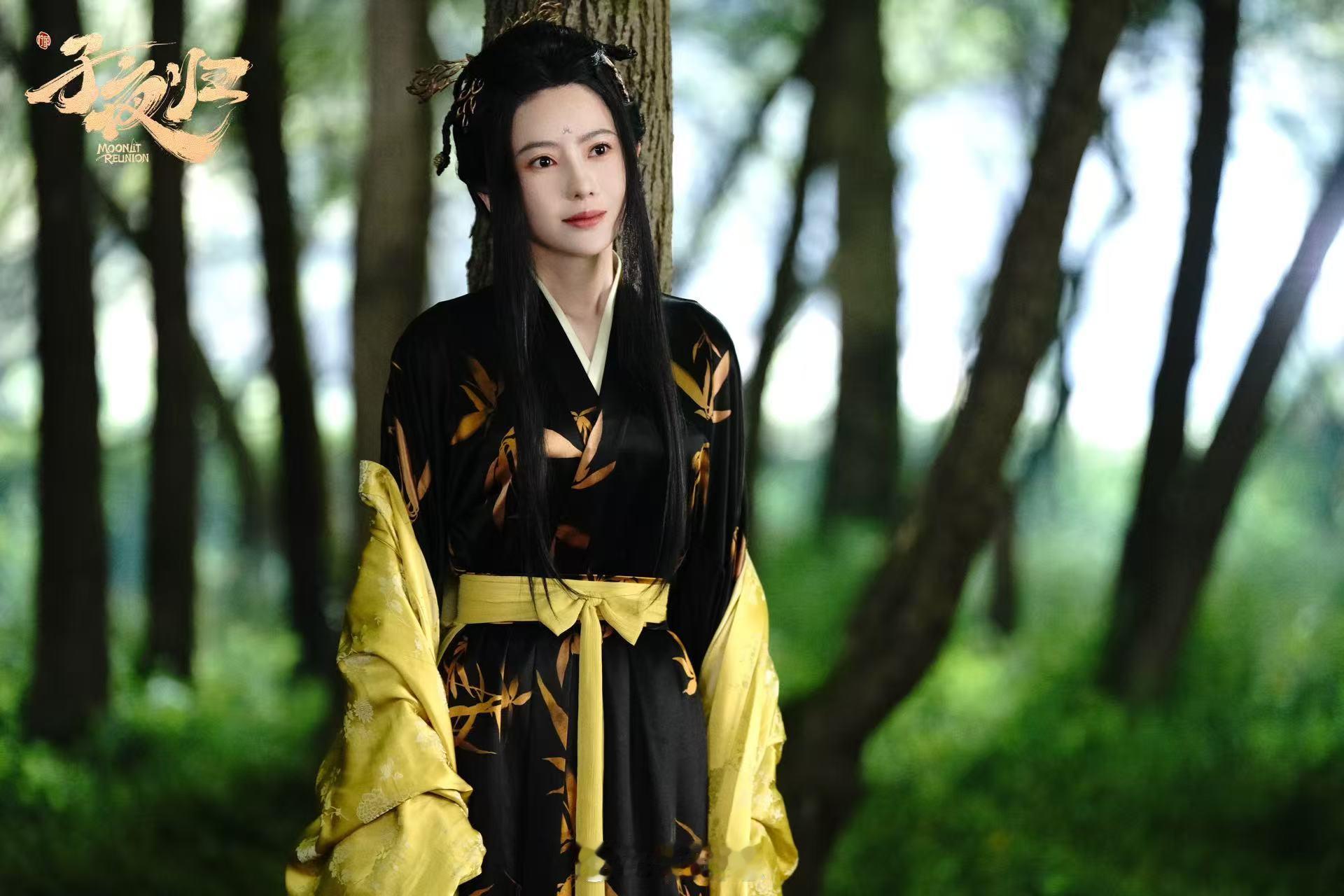 刘萌萌诺澜基础山婆娑就不基础刘萌萌变化好大！《爱情公寓》里她是纯欲白月光诺澜，到