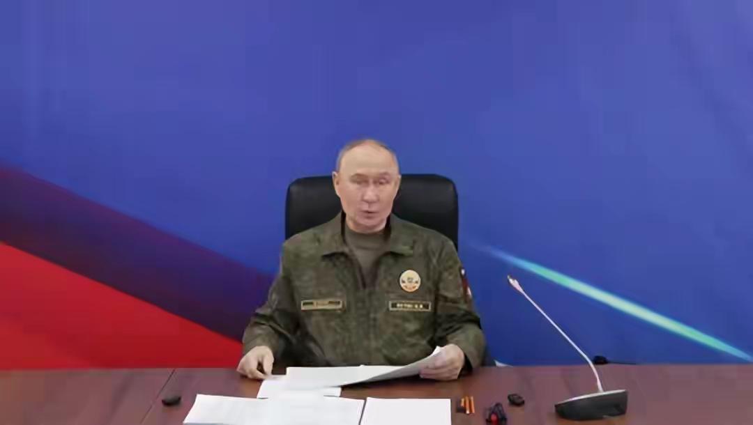 普京放话"武力解决"？打了四年还没够，乌克兰真能被吓住？