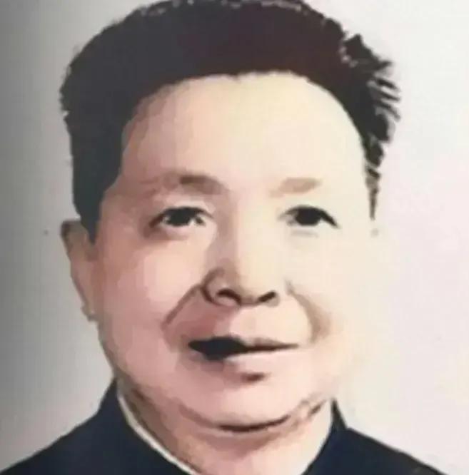 叛变我党的红军师长，49年带800人想起义回归，陈毅用8个字回复他
方步舟，一个
