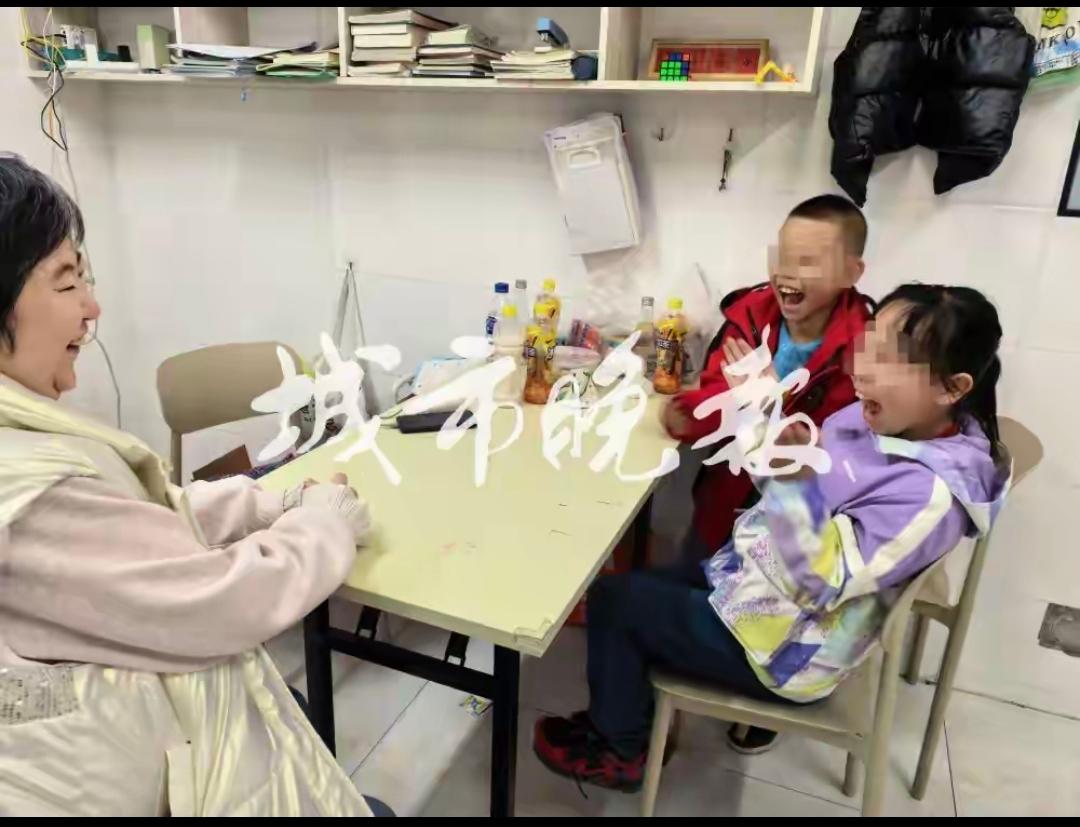 生而不养，为何要生？长春一对姐弟，竟在托管班被“遗忘”整整两年！母亲早逝，父亲把