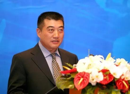 这个家伙，也被抓了！

浓眉大眼、天庭饱满、印堂发亮，看起来不像个坏人，真是人不