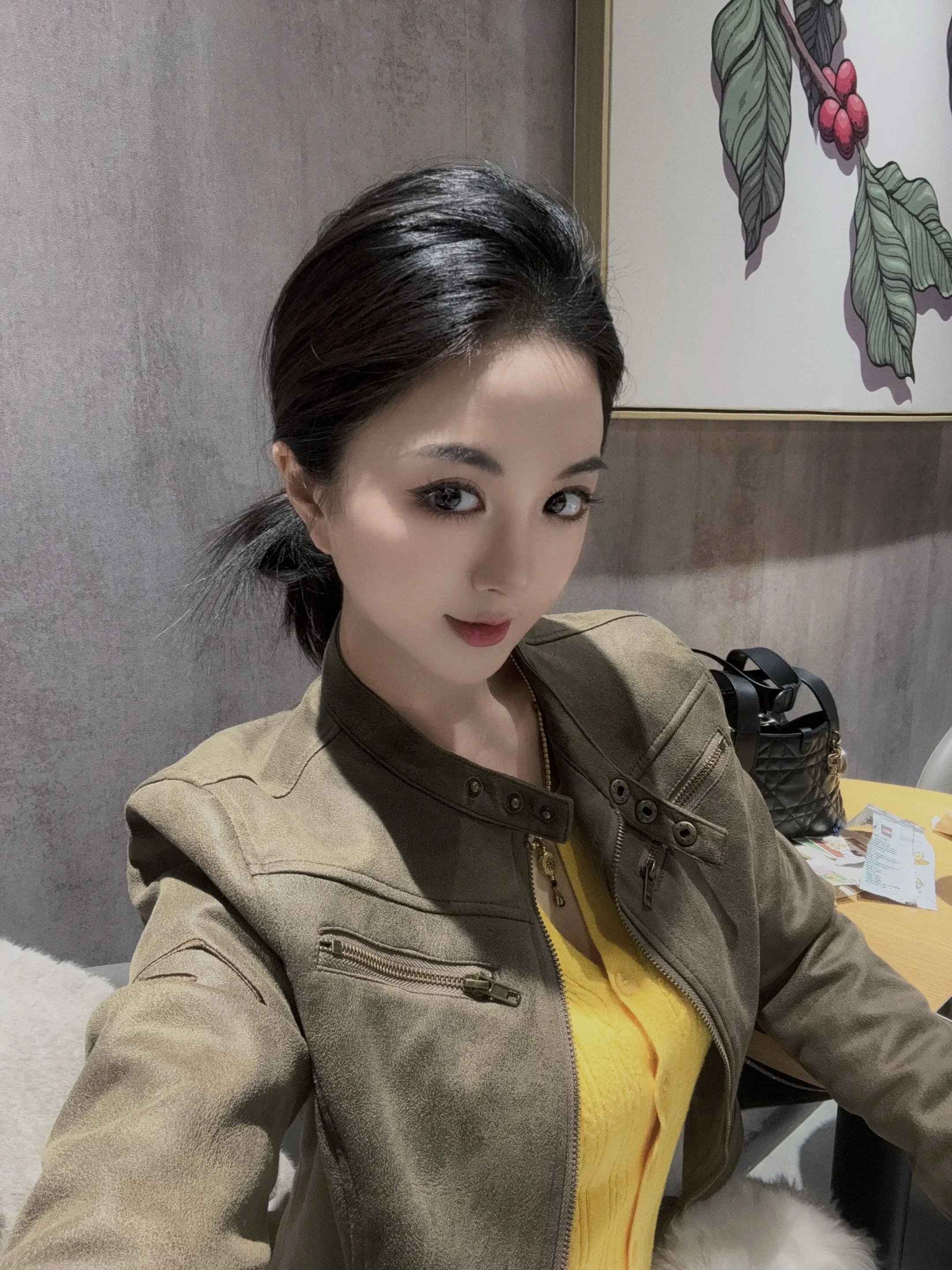 谁许你天上人间 谁同你恨海情天