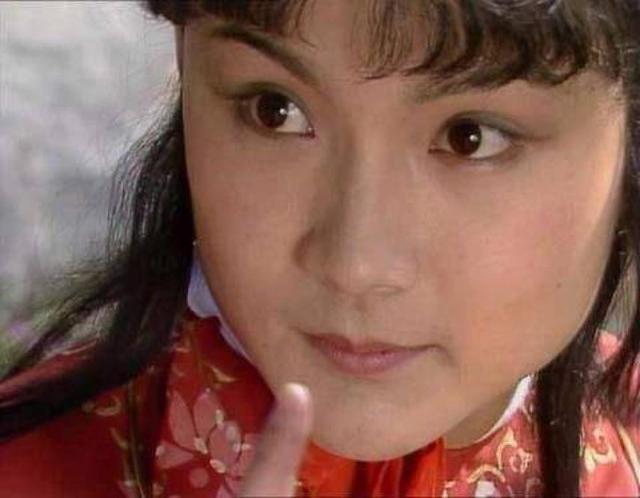 《红楼梦》中引用“女娲补天”的故事有何寓意呢？原来，这与曹雪芹的亲身经历有关！