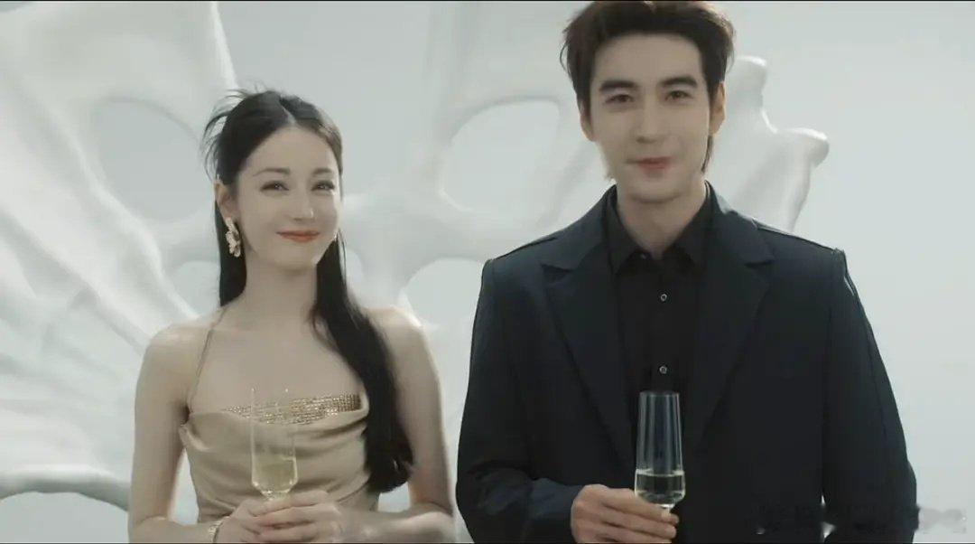 和他搭戏真委屈迪丽热巴了 ​​​