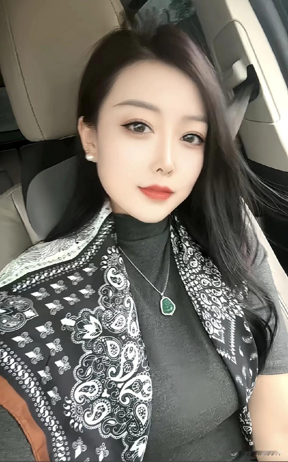 微胖和骨感，你更喜欢哪个