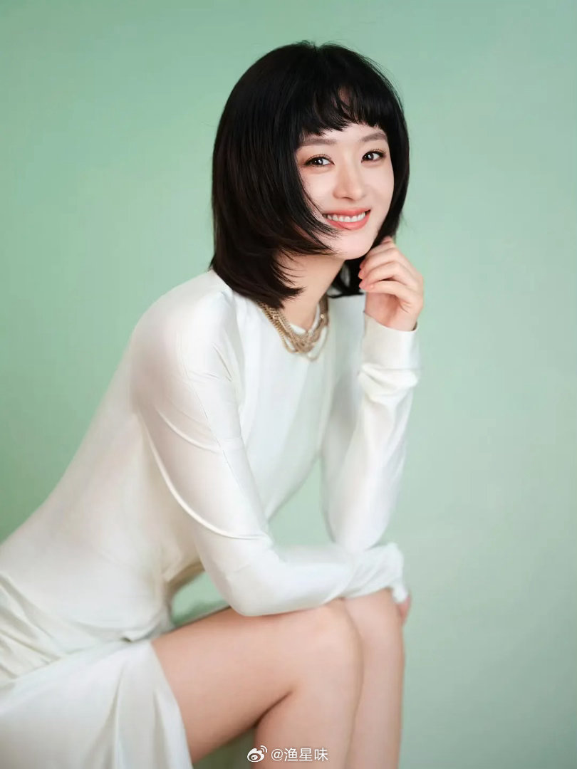 赵丽颖状态真好，比现在00小花还年轻的感觉 