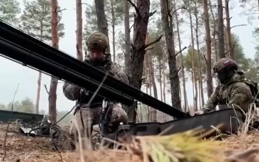 当地时间9月7日凌晨，俄罗斯动用800多架无人机和数十枚导弹，对乌克兰政府大楼及