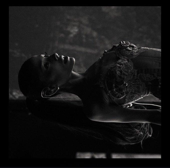 ArianaGrande 【Ariana Grande《petal》所有版本全数