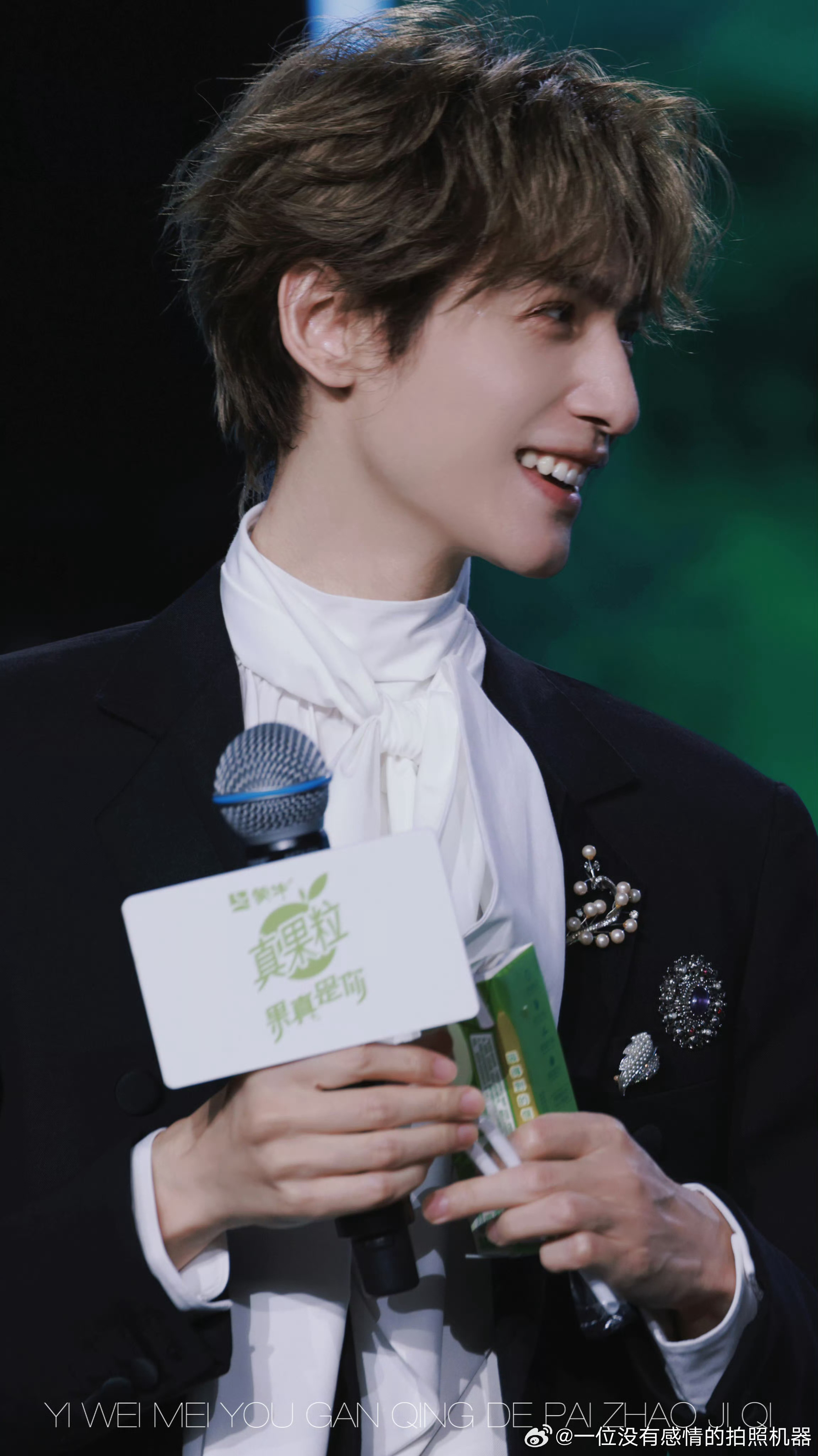 真的好喜欢这次见面会演唱会也可以小王子妆造嘛罗云熙