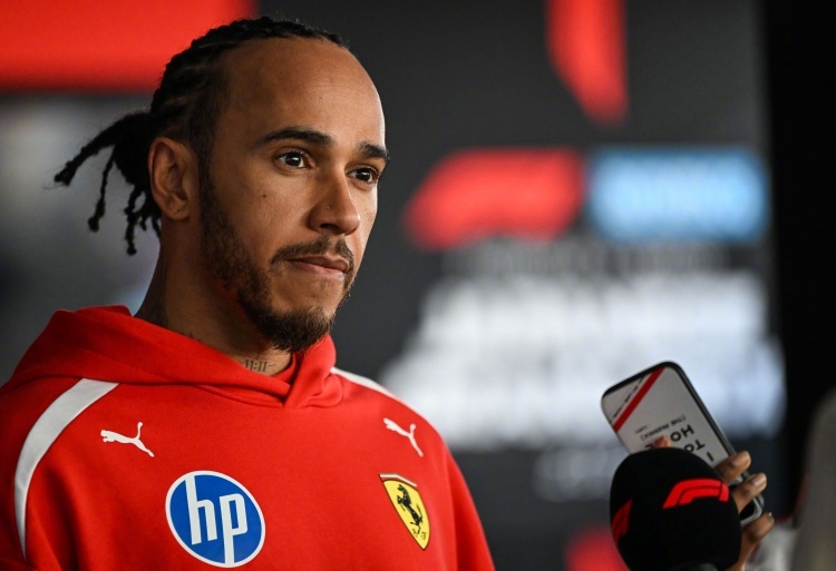 汉密尔顿回应排位赛第6【汉密尔顿：我感觉不错但我们的速度不够快，还有很多工作要做