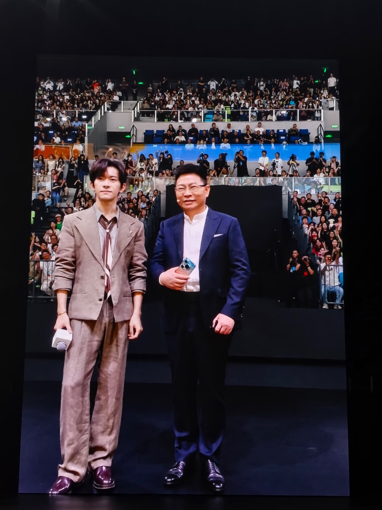 华为余承东称手机可能涨价手机成本涨得太厉害，每台成本涨了快一千五，定价压力特别大