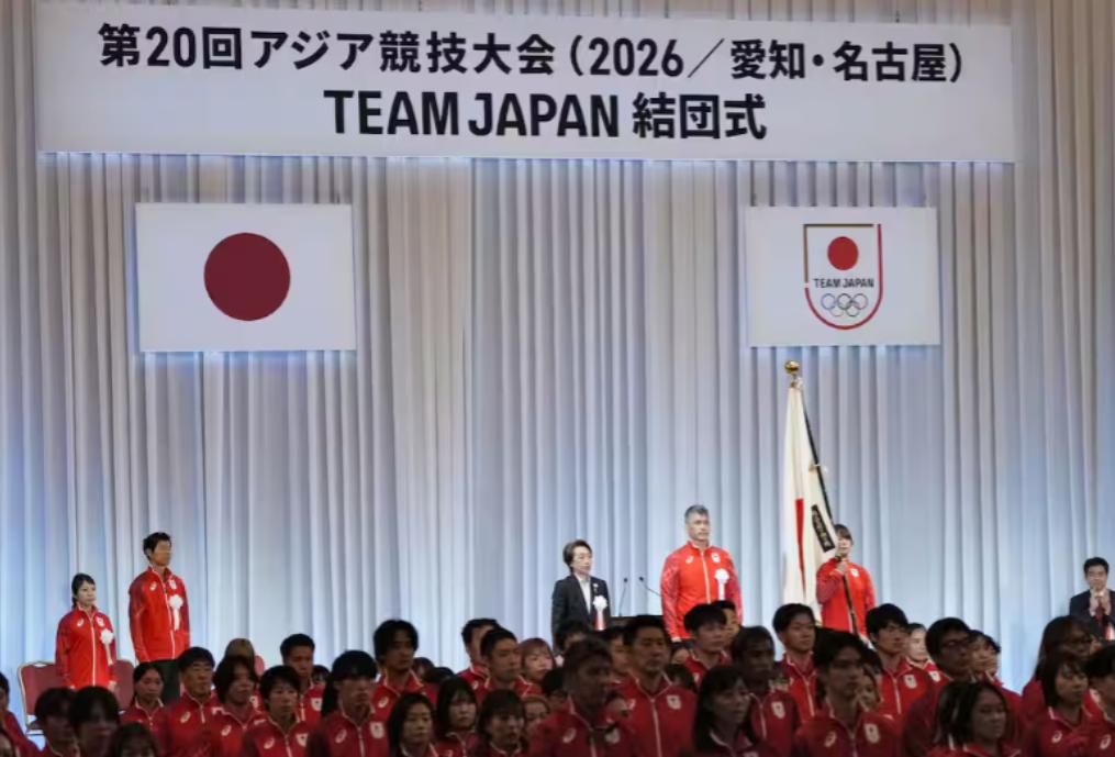 亚运会参加人数严重超预期，名古屋亚组委扛不住了。

根据共同社2026年8月23