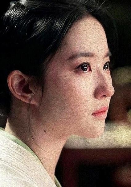 上联：热泪盈眶情欲泻
下联：[加一][加一][加一][加一][加一]

请赐下联