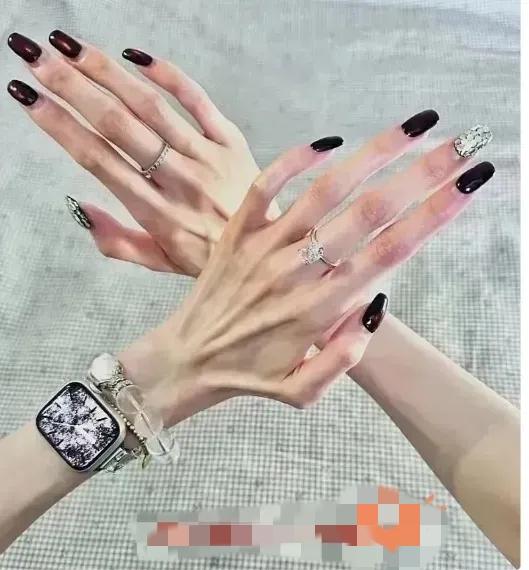网友:
假如你是导演，你觉得我适合演什么角色？老实说，不吹牛！[what]