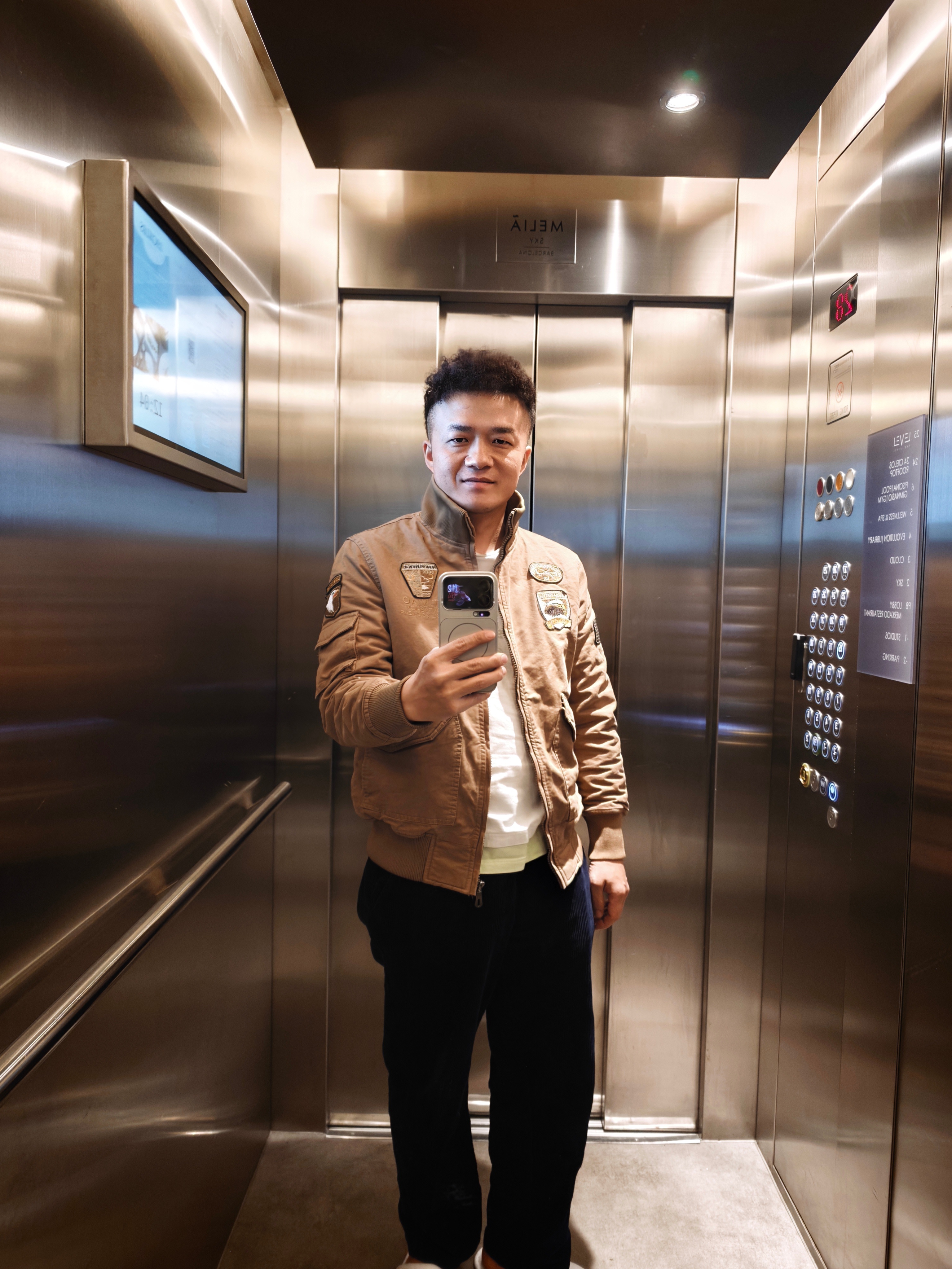 目前还在欧洲，但马上回国，准备去上海看F1。去完上海，立马飞德国纽北，参加3月2