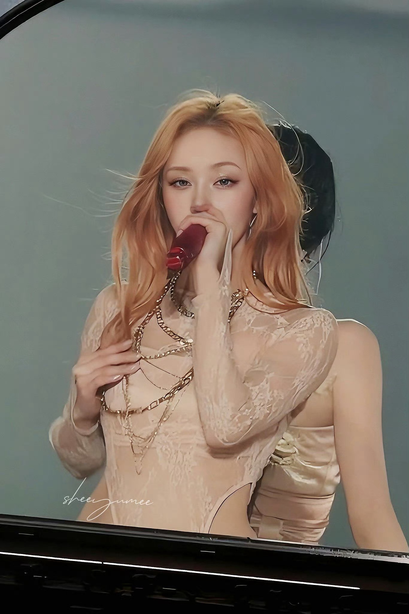 aespa大事很妙 【aespa】严肃膜拜四女神中 