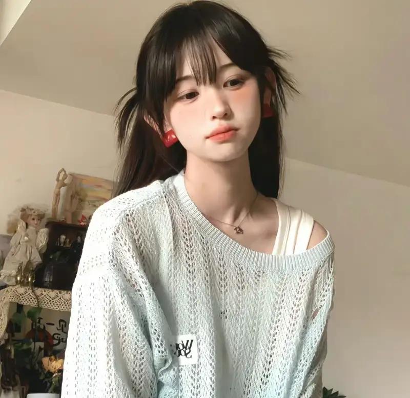 “流氓式情话，你越撩他越爱”
“流氓式情话，你越撩他越爱”这种说法，通常指的是用