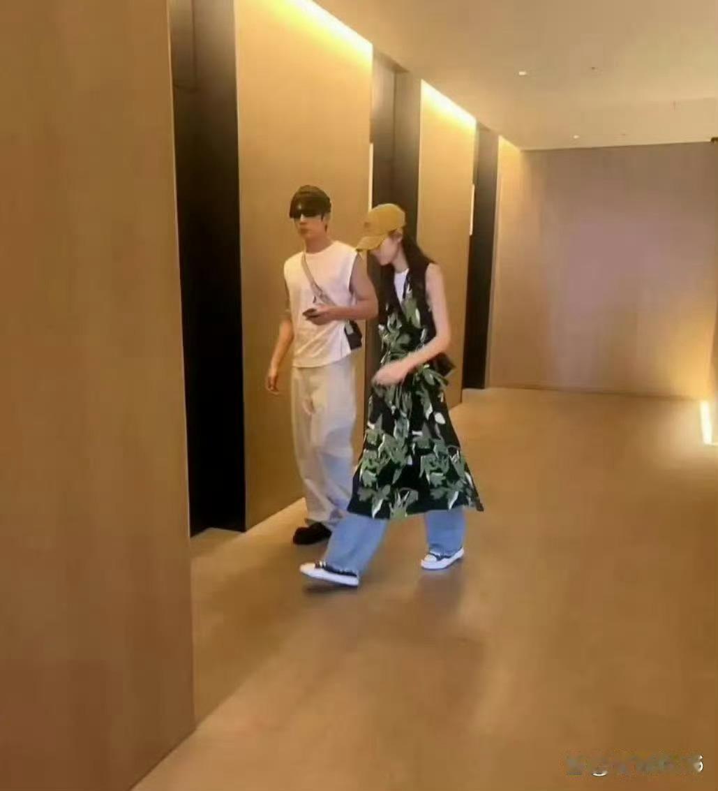 井柏然刘雯这对也太潮了吧！网友直呼井柏然看女人的眼光真好 ！ 