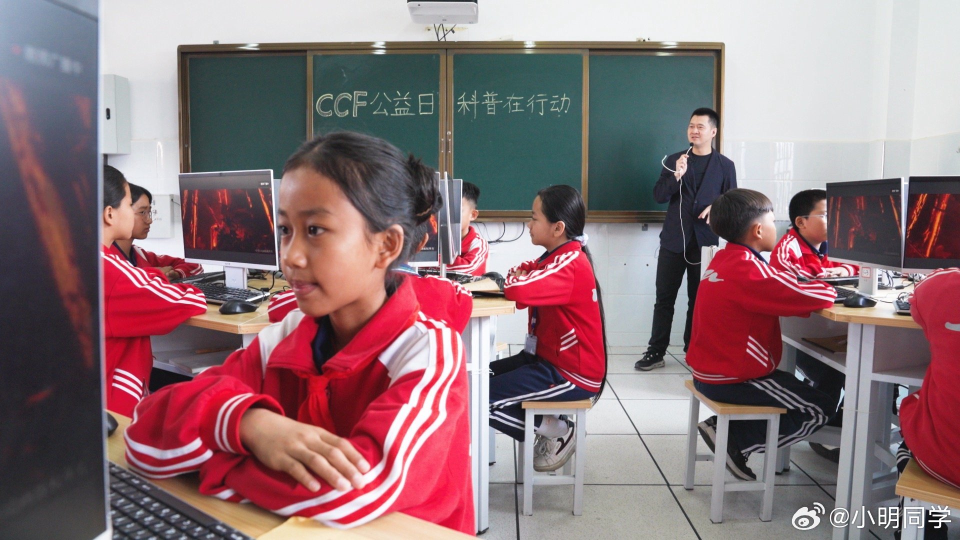 边疆孩子的AI第一课 前不久自己作为三年级孩子家长去学校参加家长会，当老师提到给