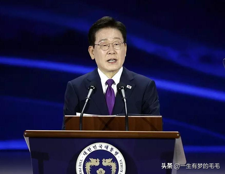 最新民调出炉！李在明支持率小幅回落，执政党共同民主党内斗拖累选票，朝野差距快速缩