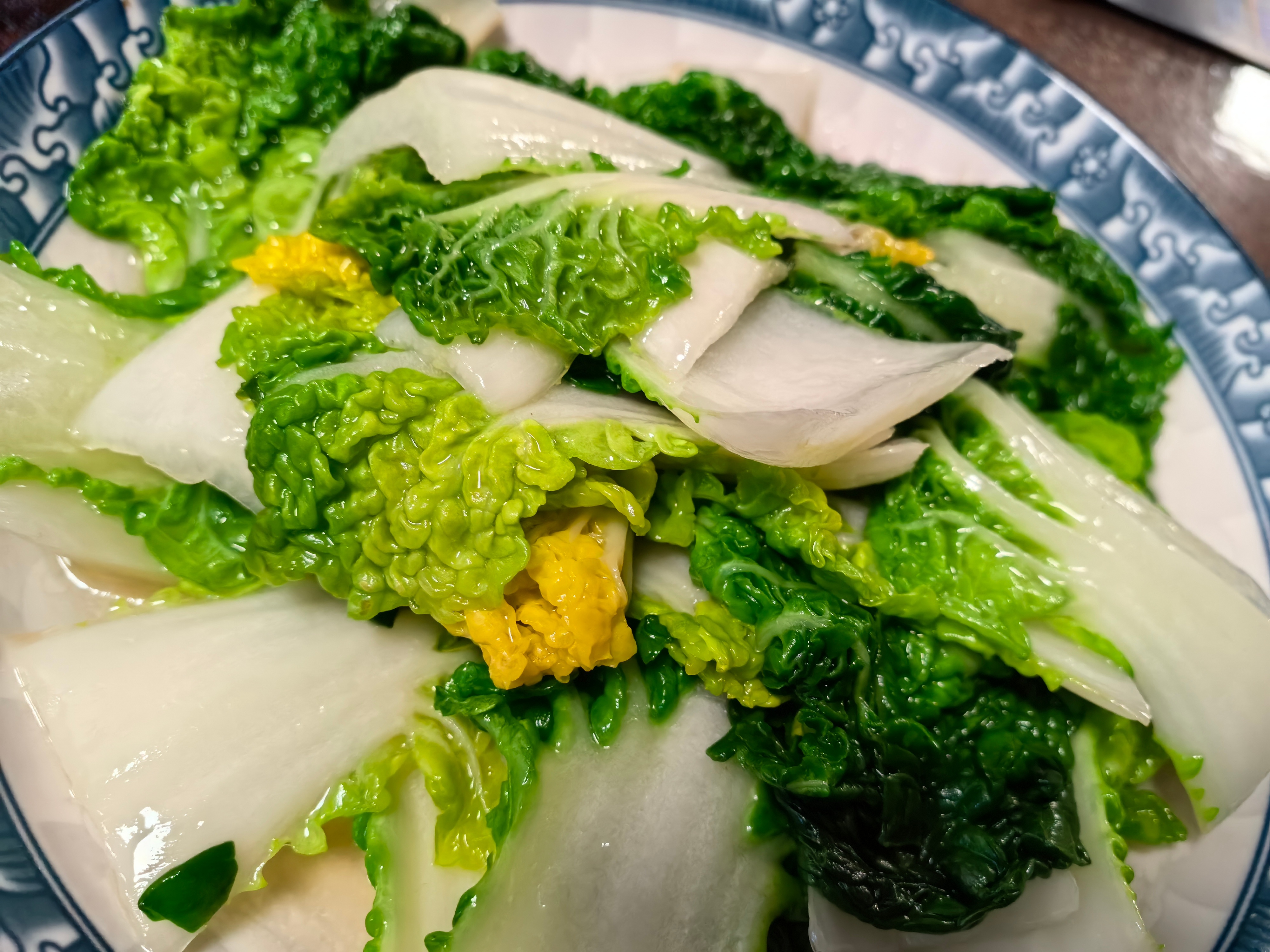 #留美流浪博士发声#我看孙博士已有安排，人也精神多了，挺为他高兴，也点赞美国的好