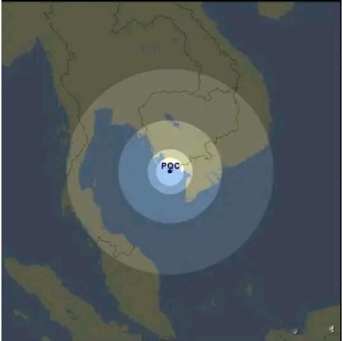 泰国以封锁柬埔寨军事能力所需的石油和物资供应为借口宣布对泰国湾的单方面封锁是一个